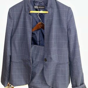 Zara pant suit blazer & slacks - blue plaid - pristine condition size 4 women’s